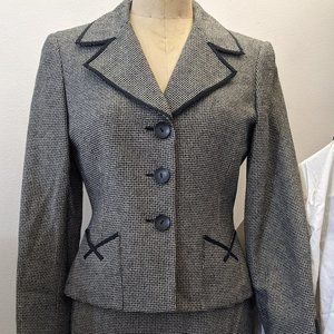 Tahari women's size 4 petite suit jacket and skirt, black and white, wool